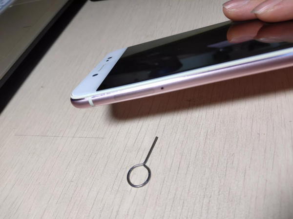 智慧手機如何插電話卡 智慧手機如何插電話卡