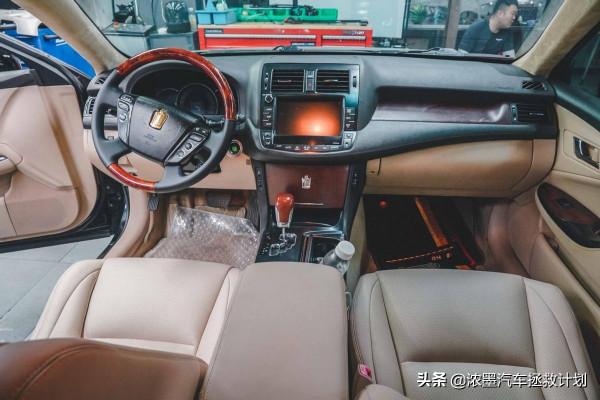 「奇怪の風」修復一臺行駛異響漏風的豐田皇冠，守護經典再次動人