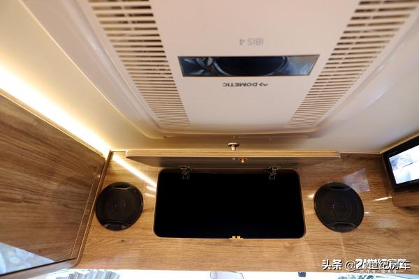B型車沒空間？動力弱？5門4座3.0T動力+2床，衛航K590橡木房車