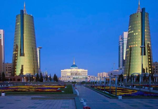 哈薩克五大地標建築夜景照明