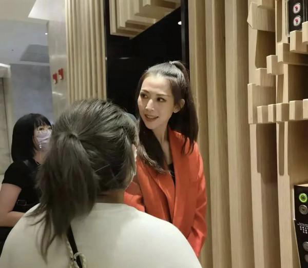 《哥哥》總決賽:寧靜助陣,莫文蔚言承旭合唱,2位妻子同臺表演 《哥哥》總決賽:寧靜助陣,莫文蔚言承旭合唱,2位妻子同臺表演