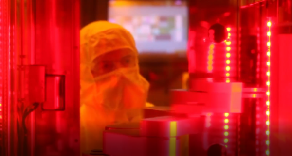 美韓聯合將日本晶片逼入絕境，晶片大佬為復仇投奔中國紫光集團