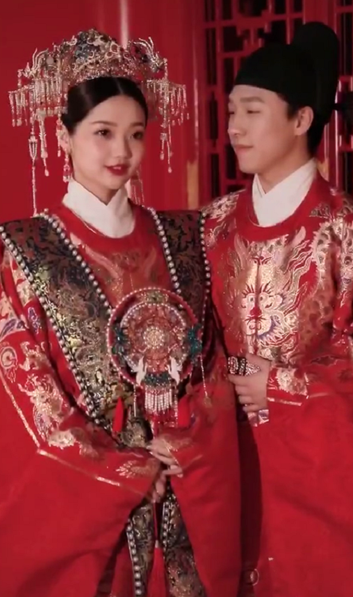 “冰檸檬”張兆藝產女四個月與老公拍婚紗照,透露將舉辦兩場婚禮 “冰檸檬”張兆藝產女四個月與老公拍婚紗照,透露將舉辦兩場婚禮