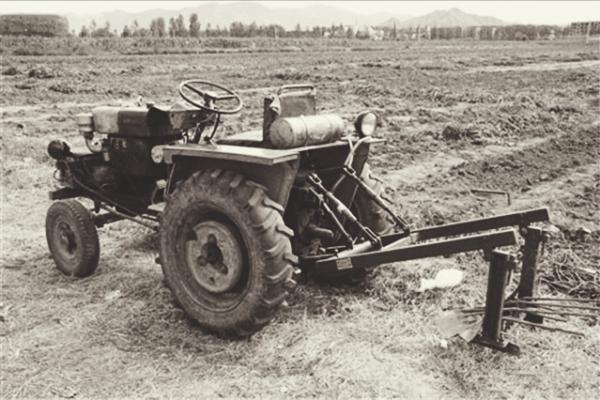 1976年9月9日,中國人民震驚之餘開始思考,中國向何處去? 1976年9月9日,中國人民震驚之餘開始思考,中國向何處去?