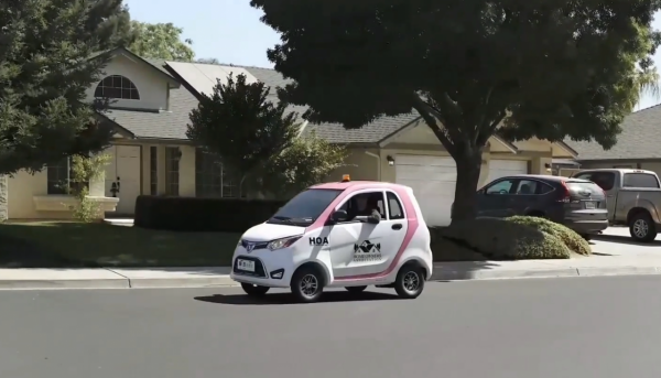 美國佬一萬買老頭樂，想證明中國車不值錢，試駕後卻迷上中國製造