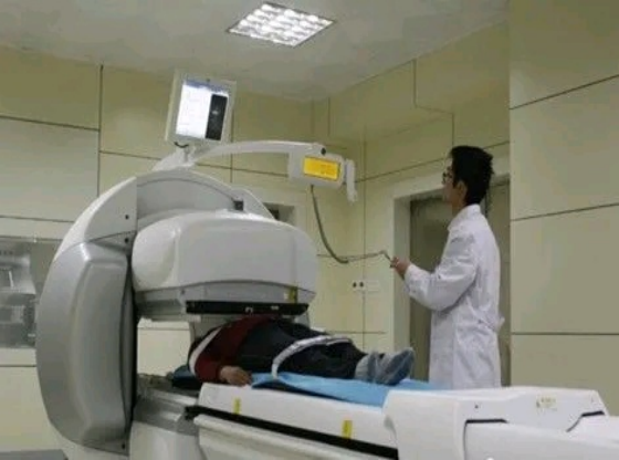 50歲後查腦CT，出現這4種問題，不需要特殊治療，別被坑了