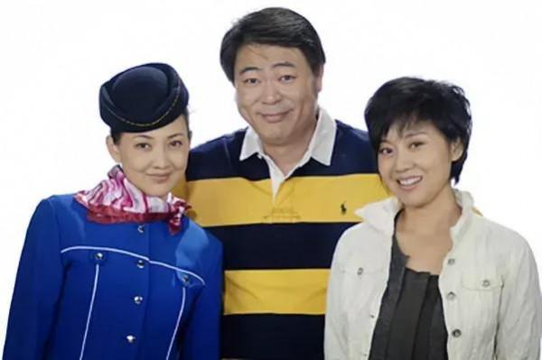 著名演員牛莉為啥甘心嫁給“普通男人”，養育女兒，幸福一生？