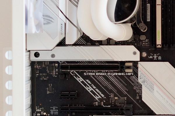 入門級PCIe4.0固態硬碟，M.2硬碟中的價效比——PNY CS2140測評