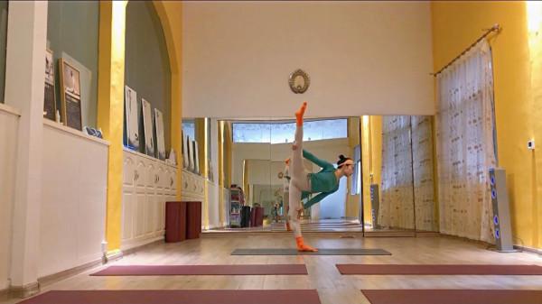 「瑜伽」不要焦慮，為自己運動一場吧