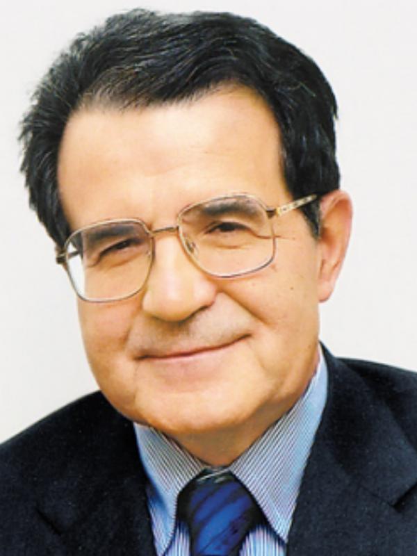 1987年，鄧小平曾邀請馬拉多納來華踢友誼賽，最終結局如何？