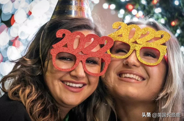 2022跨年夜全球煙火大比拼：倫敦跨年依舊空前精彩