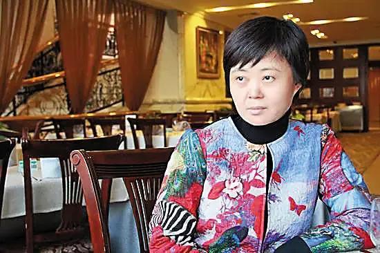 張藝謀一生的堅持,終究是敗在了他的手下,成也是他敗也是他 張藝謀一生的堅持,終究是敗在了他的手下,成也是他敗也是他