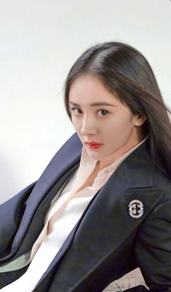 楊冪，還是很美的