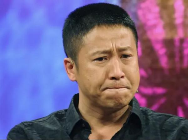 演員張國強:為救癌症父親累到尿血,他讓單身的母親晚年不流淚 演員張國強:為救癌症父親累到尿血,他讓單身的母親晚年不流淚