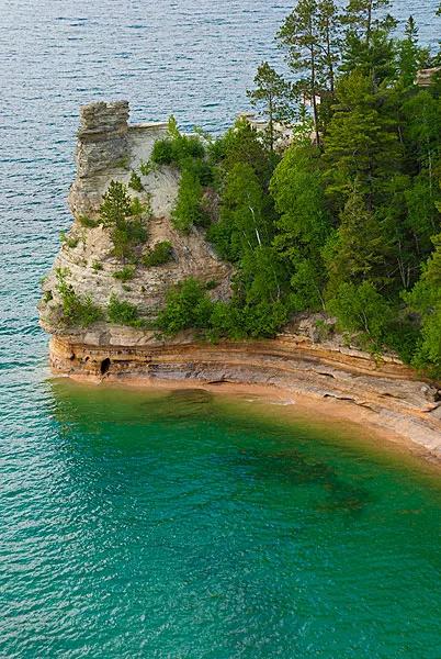 可以擺開航母群的大湖