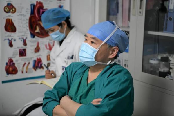 一臺&OpenCurlyDoubleQuote;斤斤計較&rdquo;的心臟大血管手術