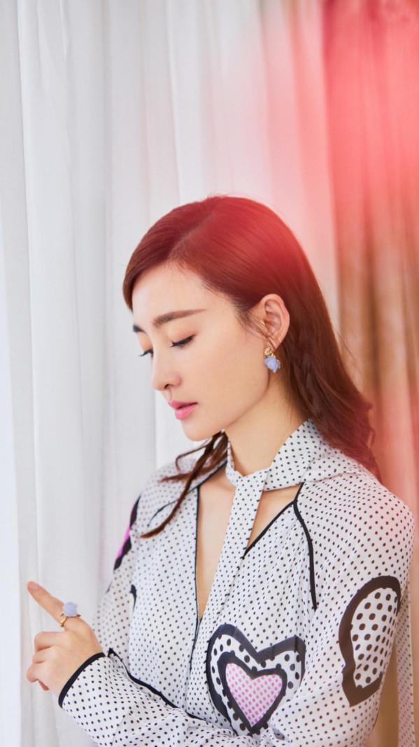 素顏女神，王麗坤