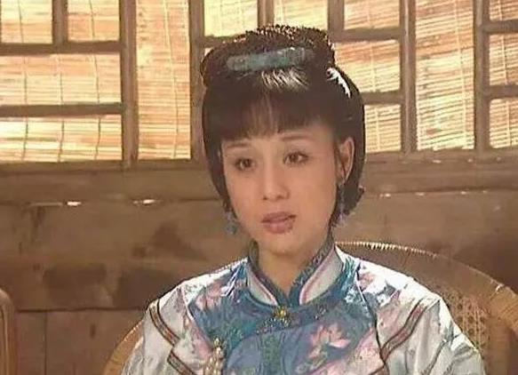 不整容、不過度瘦身，個個識別度都很高，這八位女星才是真美人