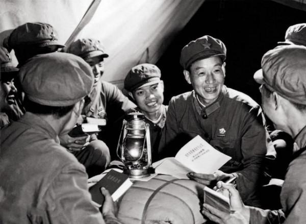 解放軍極為罕見的一次超級提拔：副團長直接被提拔為副軍長