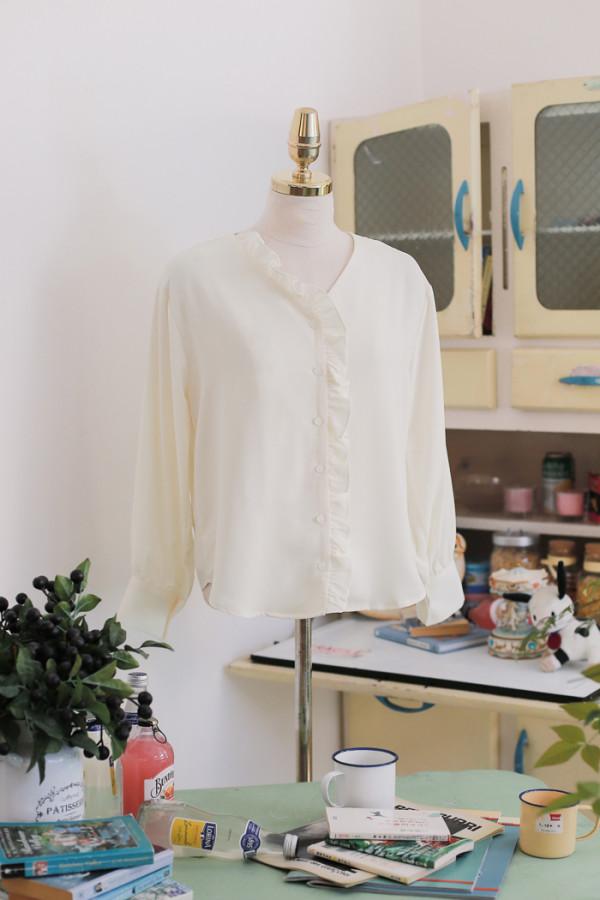 秋天即要滿足通勤,又不失女人味,一件好搭的雪紡襯衫真的是絕了 秋天即要滿足通勤,又不失女人味,一件好搭的雪紡襯衫真的是絕了