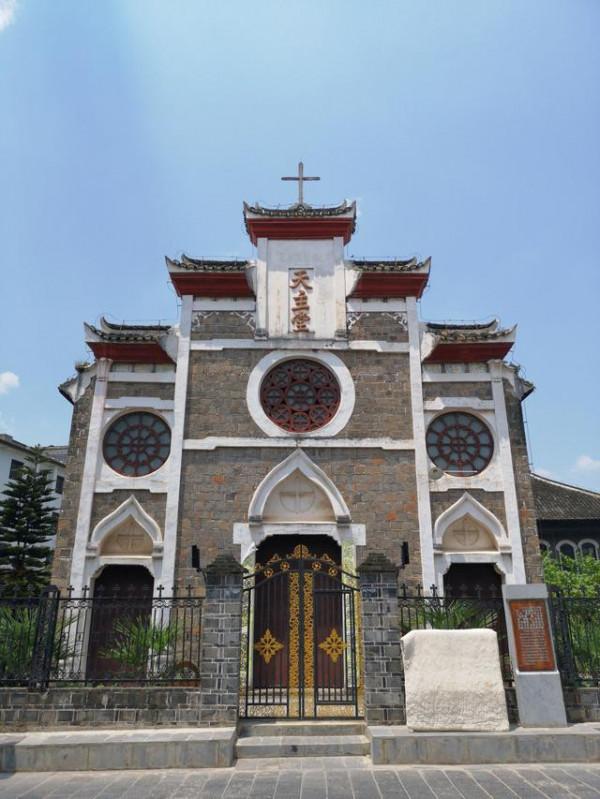 被紅軍劫持的外國傳教士與紅軍軍團長長達半個多世紀的傳奇故事