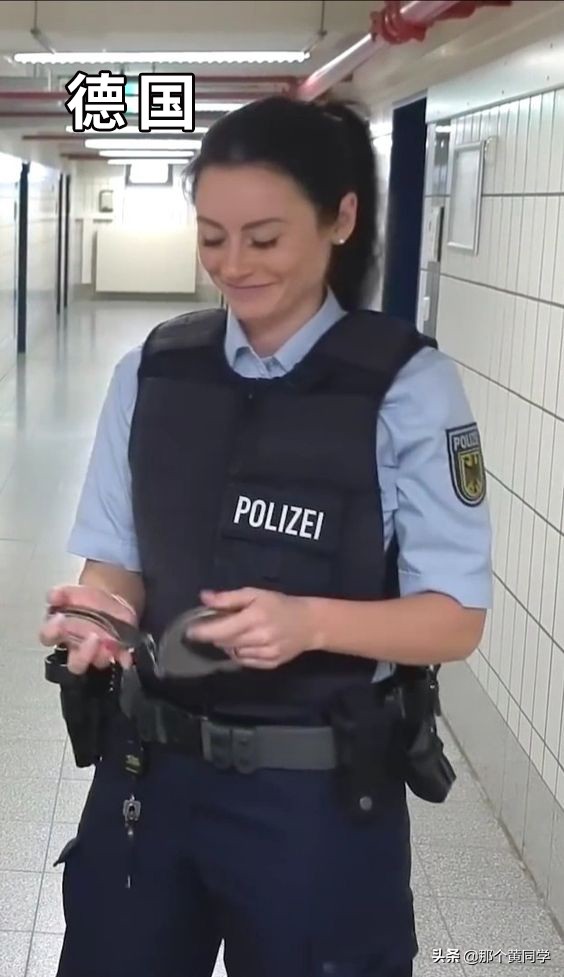 一覽各國女警察的風采 一覽各國女警察的風采