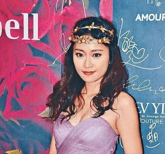 &OpenCurlyDoubleQuote;內卷&rdquo;下暴瘦的10位女星，有人瘦到22公斤，體力不支只能坐輪椅