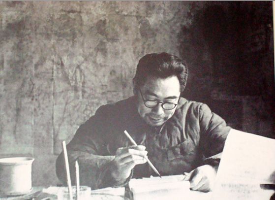 解放戰爭時,林彪的代號為101,粟裕的代號為502,那毛主席的呢? 解放戰爭時,林彪的代號為101,粟裕的代號為502,那毛主席的呢?