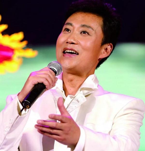 耿為華:離婚那天和女兒抱頭痛哭,52歲依舊單身 耿為華:離婚那天和女兒抱頭痛哭,52歲依舊單身