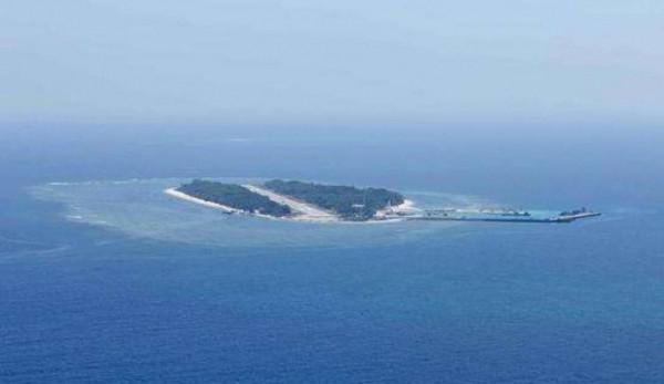 美大批航母艦隊集結叫陣，妄稱南海不屬於中國，中方“文武出擊”