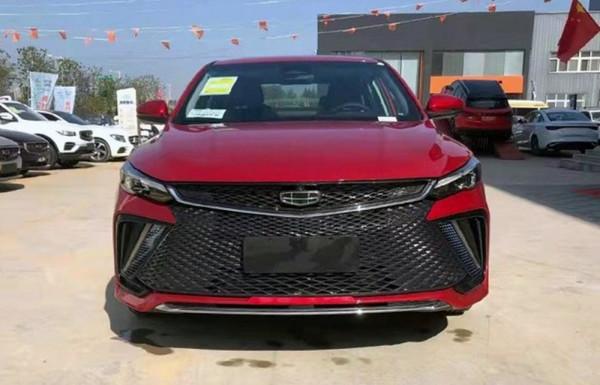 吉利全新帝豪L實拍，軸距2.7米，搭載1.4T動力，外觀很霸氣