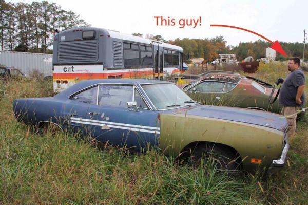 美國北卡羅來納州郊區廢棄棚子裡發現1970年第一代道奇挑戰者