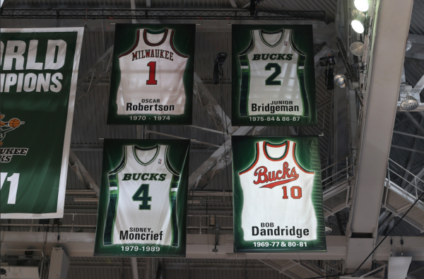 被籃球耽誤的商業奇才：33歲退役投身餐飲業，如今身家超6億