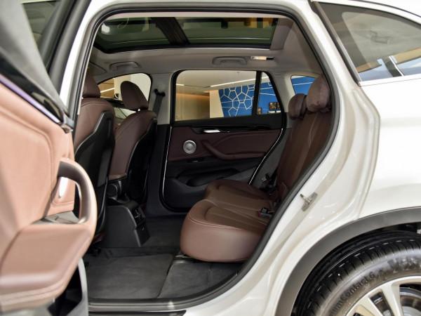 四驅豪華入門SUV，1.3L油耗自動擋大空間，帶你看寶馬X1新能源