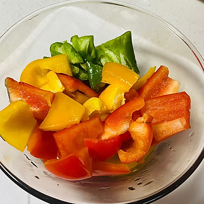 想要吃得健康，還是得吃「新疆大盤雞」家常小炒