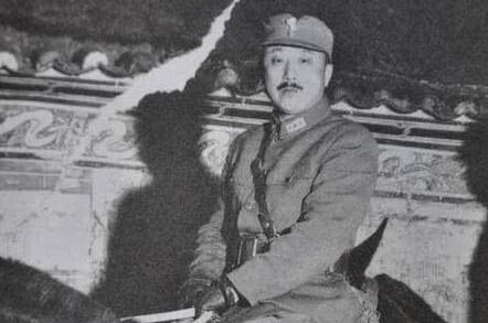 1964年，毛澤東與章含之散步，突然想起：我欠你父親的錢50年沒還