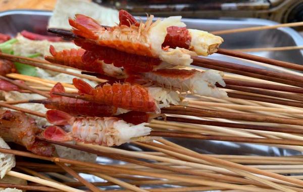 2人吃串串,5點到店已人滿為患,結賬後感慨,這生意能月入10萬 2人吃串串,5點到店已人滿為患,結賬後感慨,這生意能月入10萬