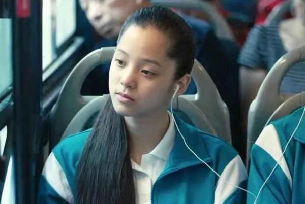 明明是親兄弟姐妹，卻一個爆紅一個落魄，都怪顏值、性格差距大？