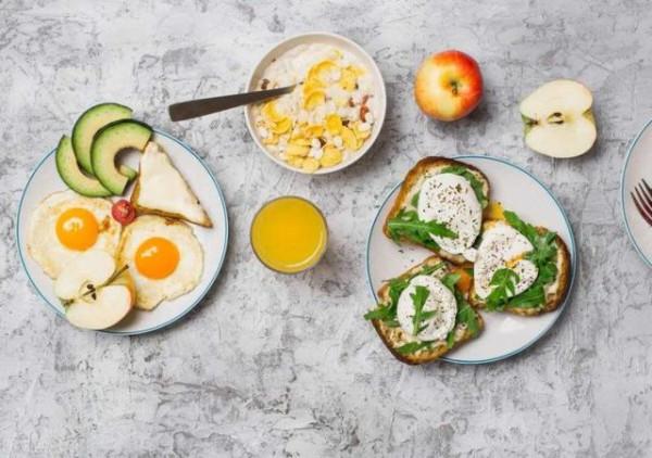 “吃得少,壽命長”這句話正確嗎?適度節食,或能延緩衰老 “吃得少,壽命長”這句話正確嗎?適度節食,或能延緩衰老