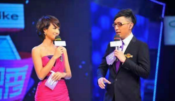 朱丹嫁給週一圍：婚後有愛也有淚，4年生2娃，在卑微中幸福