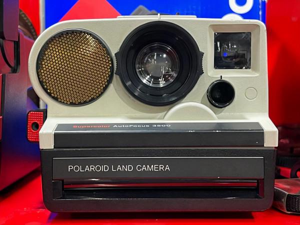 逛瀋陽二手相機店:尼康沒人要,大炮被放棄,寶麗萊卻有很多人找 逛瀋陽二手相機店:尼康沒人要,大炮被放棄,寶麗萊卻有很多人找