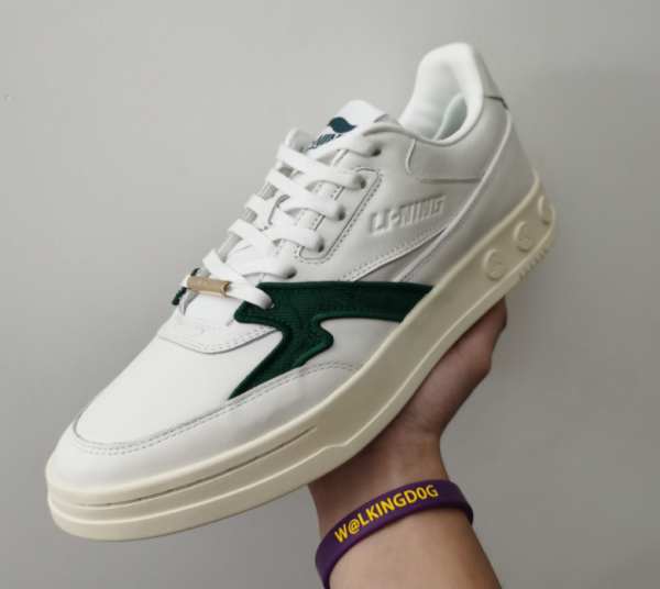 李寧啟用經典老標，首波產品質感超群，運動品牌變奢侈品？