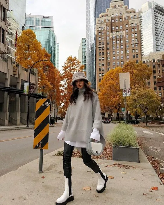 小黑靴OUT了！今冬「這雙鞋」超火爆，時髦精都愛它