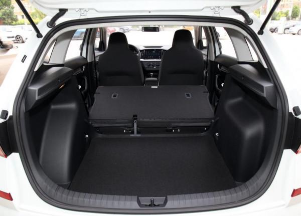 家裡人口少,買輛小型SUV就行,這三款省油、耐用、舒適、空間大 家裡人口少,買輛小型SUV就行,這三款省油、耐用、舒適、空間大