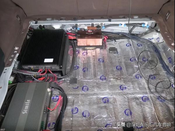 雷克薩斯RX300音響改裝丹拿342三分頻,滿足燒友挑剔聽感 雷克薩斯RX300音響改裝丹拿342三分頻,滿足燒友挑剔聽感