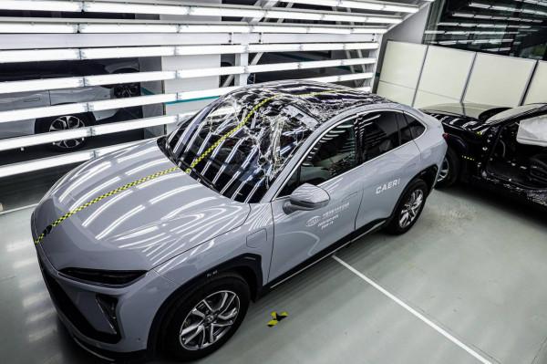 正向研發見成效，蔚來是如何當上“碰撞”全優生的？