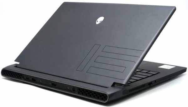 實用進化：Alienware M15 R6遊戲本評測