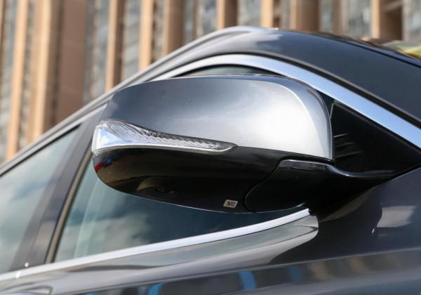 英菲尼迪QX50，配BOSE音響，全系2.0T沃德十佳引擎，入門才26萬多