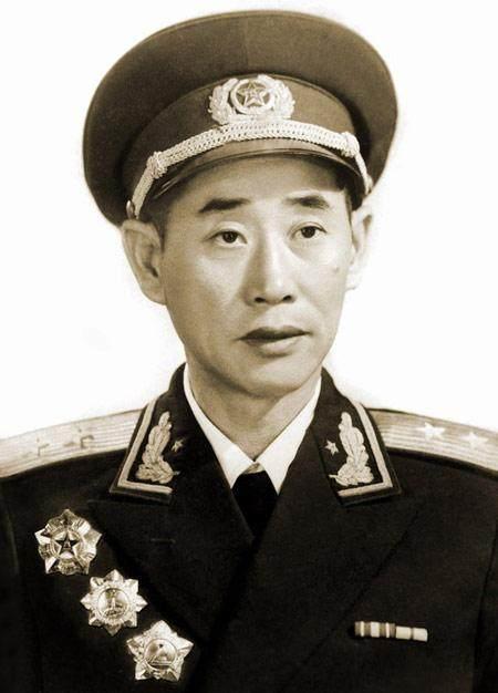 板門店美軍不服,極度謹慎的張祖諒用一極冒險的計劃,令對方老實 板門店美軍不服,極度謹慎的張祖諒用一極冒險的計劃,令對方老實