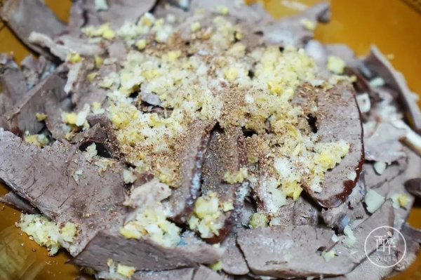 我家二十多年的涼拌菜方子，葷素通用